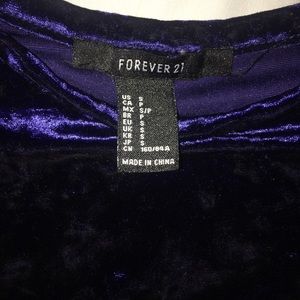 Forever 21 velvet Crop top